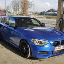 De BMW van Kevin. 